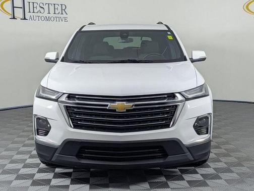 Summit White 2023 Chevrolet Traverse LT Cloth