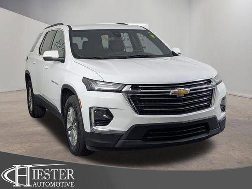 Summit White 2023 Chevrolet Traverse LT Cloth