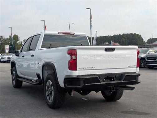 2026 Chevrolet Silverado 2500 Custom