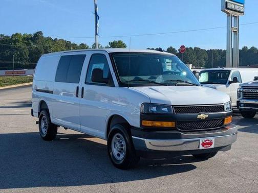 Summit White 2026 Chevrolet Express 2500 LT