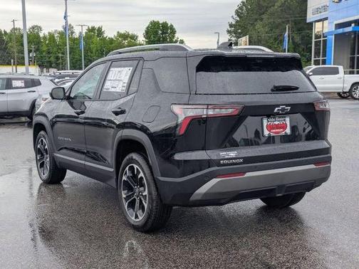 Mosaic Black Metallic 2026 Chevrolet Equinox 1LT