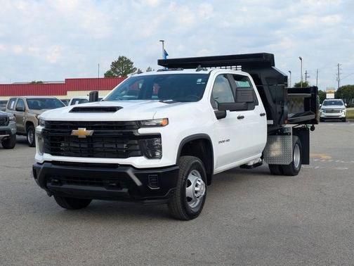 Summit White 2025 Chevrolet Silverado 3500 WT