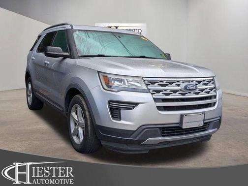 INGOT SILVER METALLIC 2019 Ford Explorer XLT