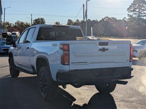 2026 Chevrolet Silverado 2500 LT