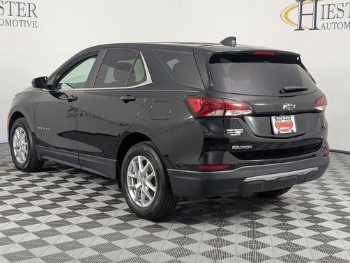 Mosaic Black Metallic 2024 Chevrolet Equinox 1LT