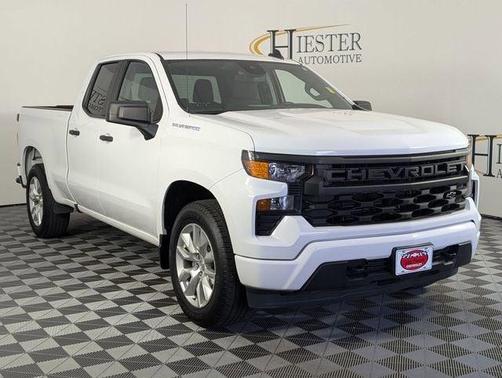 Summit White 2023 Chevrolet Silverado 1500 Custom