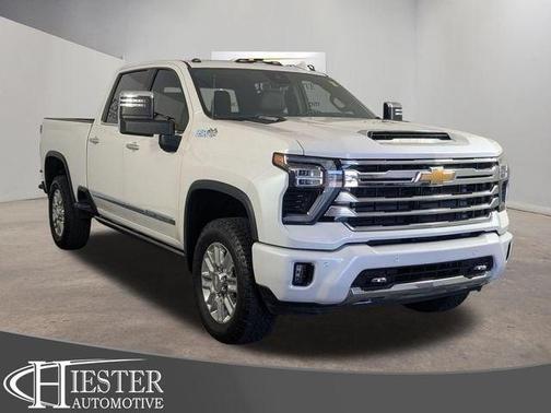 Iridescent Pearl Tricoat 2024 Chevrolet Silverado 2500 High Country