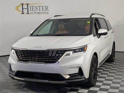 2023 Kia Carnival SX