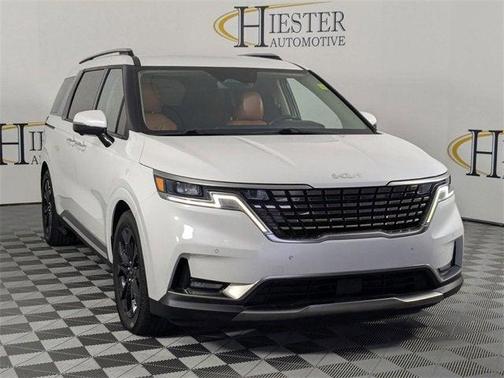 2023 Kia Carnival SX