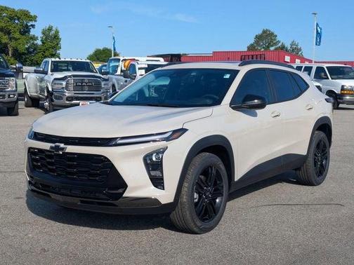 White Sands 2026 Chevrolet Trax FWD ACTIV