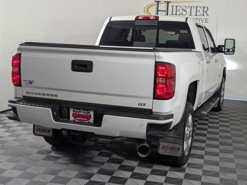 Summit White 2017 Chevrolet Silverado 2500 LTZ