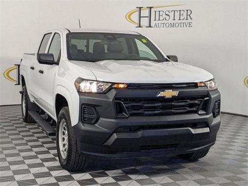 2025 Chevrolet Colorado WT