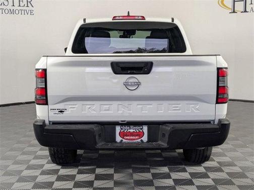 2024 Nissan Frontier S