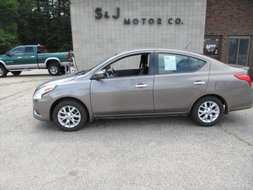2017 Nissan Versa 1.6 SV