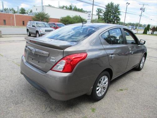 2017 Nissan Versa 1.6 SV