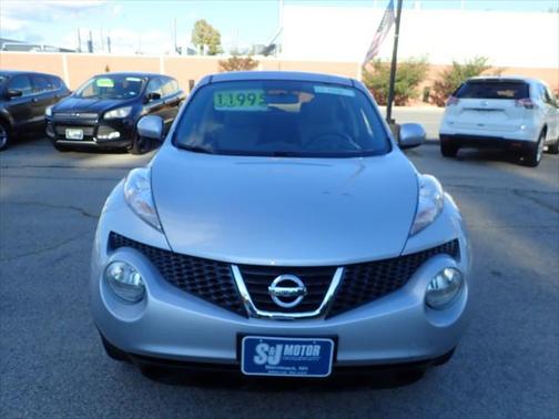Brilliant Silver 2013 Nissan Juke SV