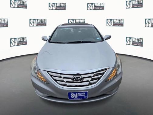 2012 Hyundai SONATA SE