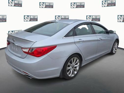 2012 Hyundai SONATA SE
