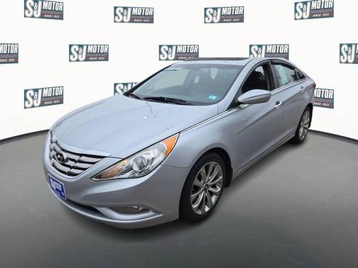 2012 Hyundai SONATA SE