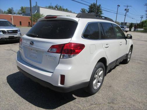 2013 Subaru Outback 2.5i Premium