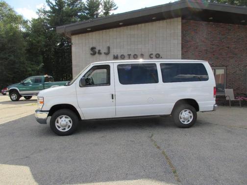 2011 Ford E350 Super Duty XLT