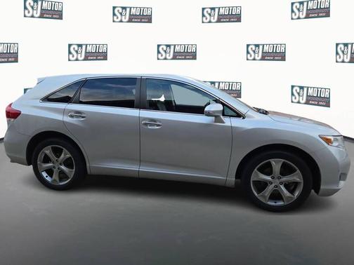 2014 Toyota Venza XLE