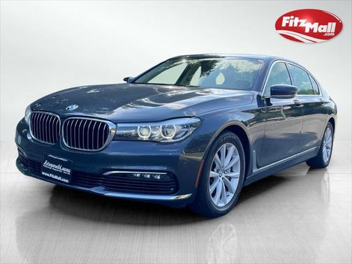 2018 BMW 740 740i