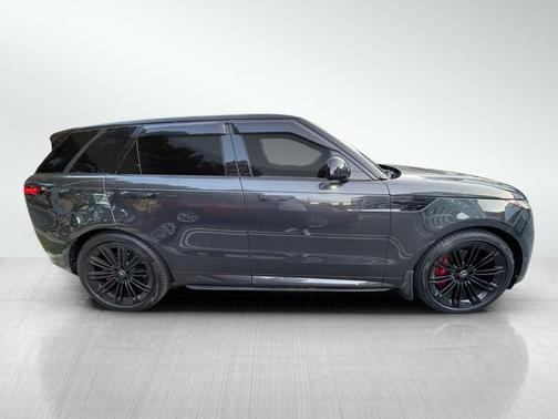 2024 Land Rover Range Rover Sport SE