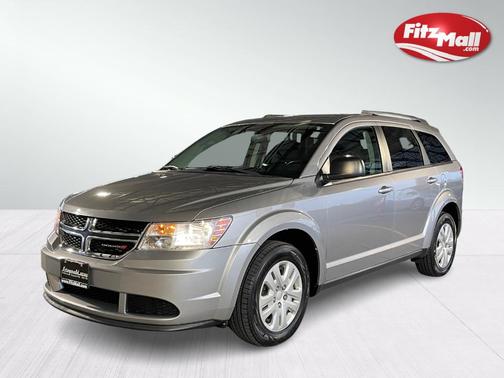 Photo 3 of 32 of 2016 Dodge Journey SE