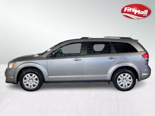 Photo 4 of 32 of 2016 Dodge Journey SE
