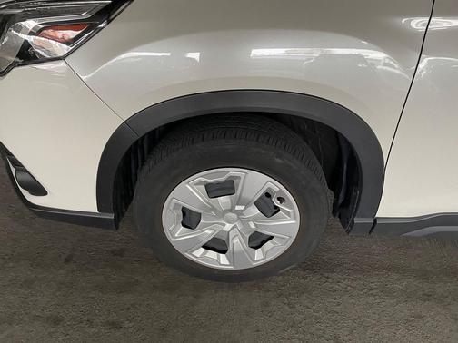 2022 Subaru Forester Base