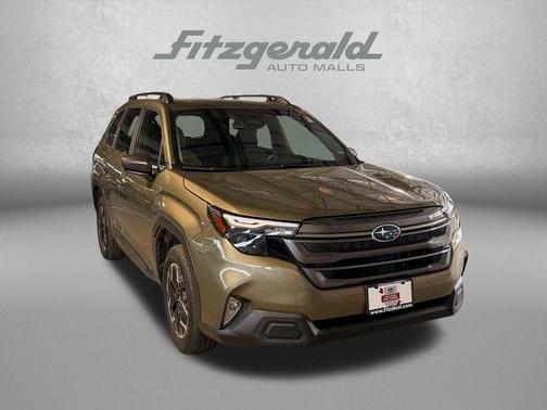 Green Metallic 2025 Subaru Forester Premium