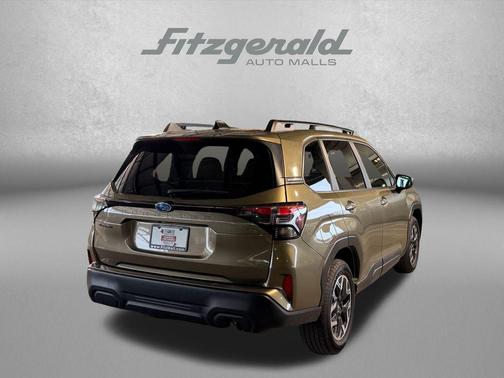 Green Metallic 2025 Subaru Forester Premium