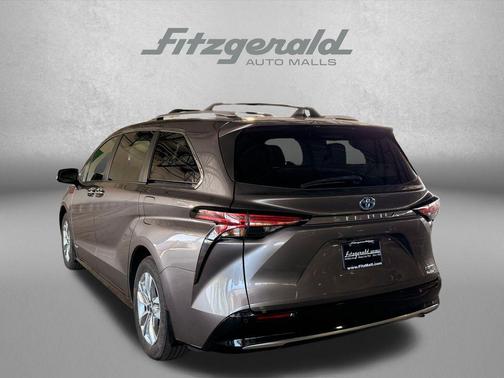 Predawn Gray Mica 2021 Toyota Sienna Limited 7-Passenger