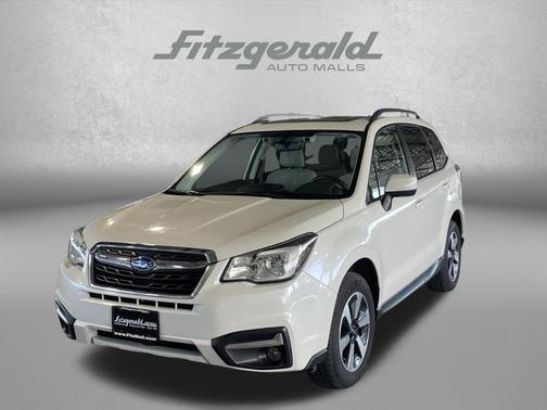 Crystal White Pearl 2017 Subaru Forester 2.5i Premium