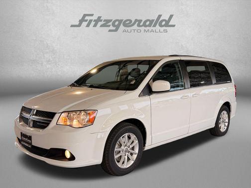 White Knuckle Clearcoat 2018 Dodge Grand Caravan SXT