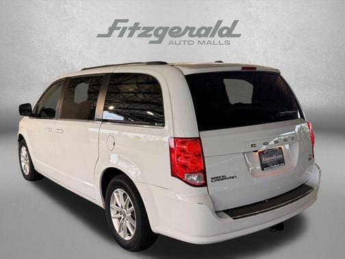 White Knuckle Clearcoat 2018 Dodge Grand Caravan SXT