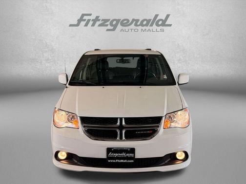 White Knuckle Clearcoat 2018 Dodge Grand Caravan SXT