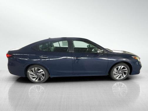 2025 Subaru Legacy Touring XT