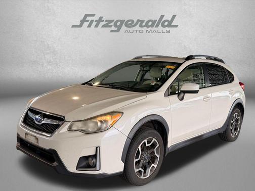 Crystal White Pearl 2016 Subaru Crosstrek 2.0i Premium