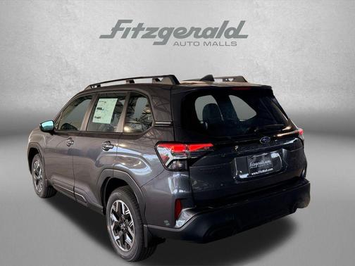 Magnetite Gray Metallic 2026 Subaru Forester Base