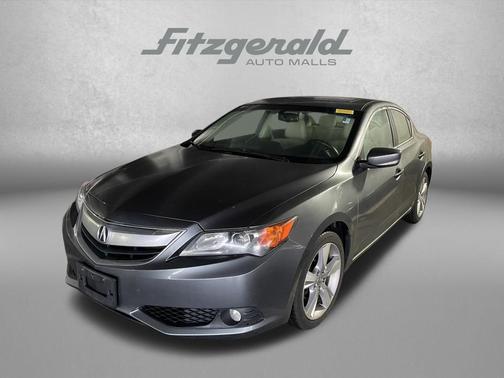 2013 Acura ILX 2.0L w/Premium Package