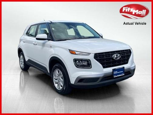 2024 Hyundai VENUE SE
