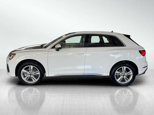 2024 Audi Q3 45 S line Premium Plus