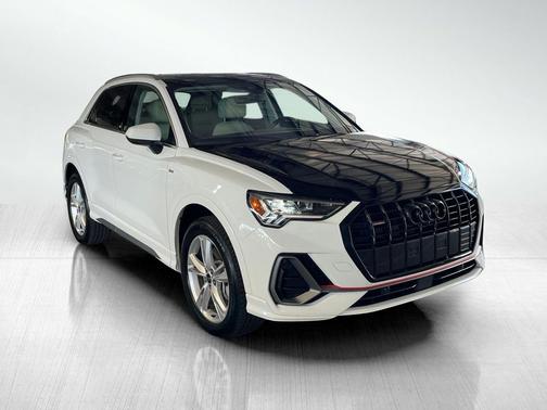 2024 Audi Q3 45 S line Premium Plus