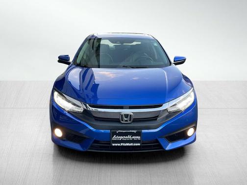 2017 Honda Civic Touring