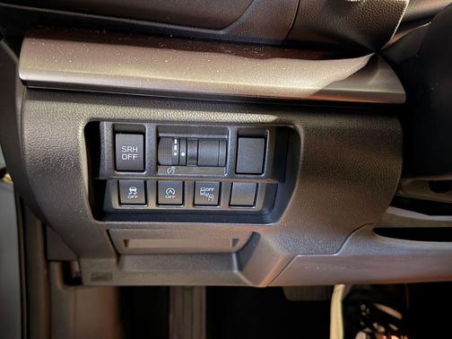 Cool-Gray Khaki 2023 Subaru Crosstrek Limited