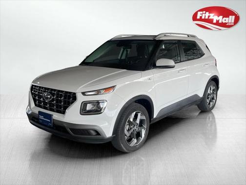 2024 Hyundai VENUE SEL