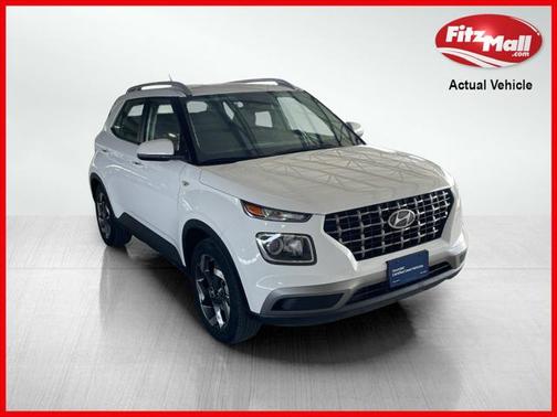 2024 Hyundai VENUE SEL
