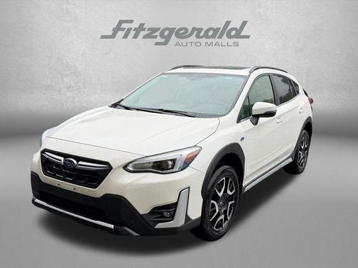 Crystal White Pearl 2021 Subaru Crosstrek Hybrid Base